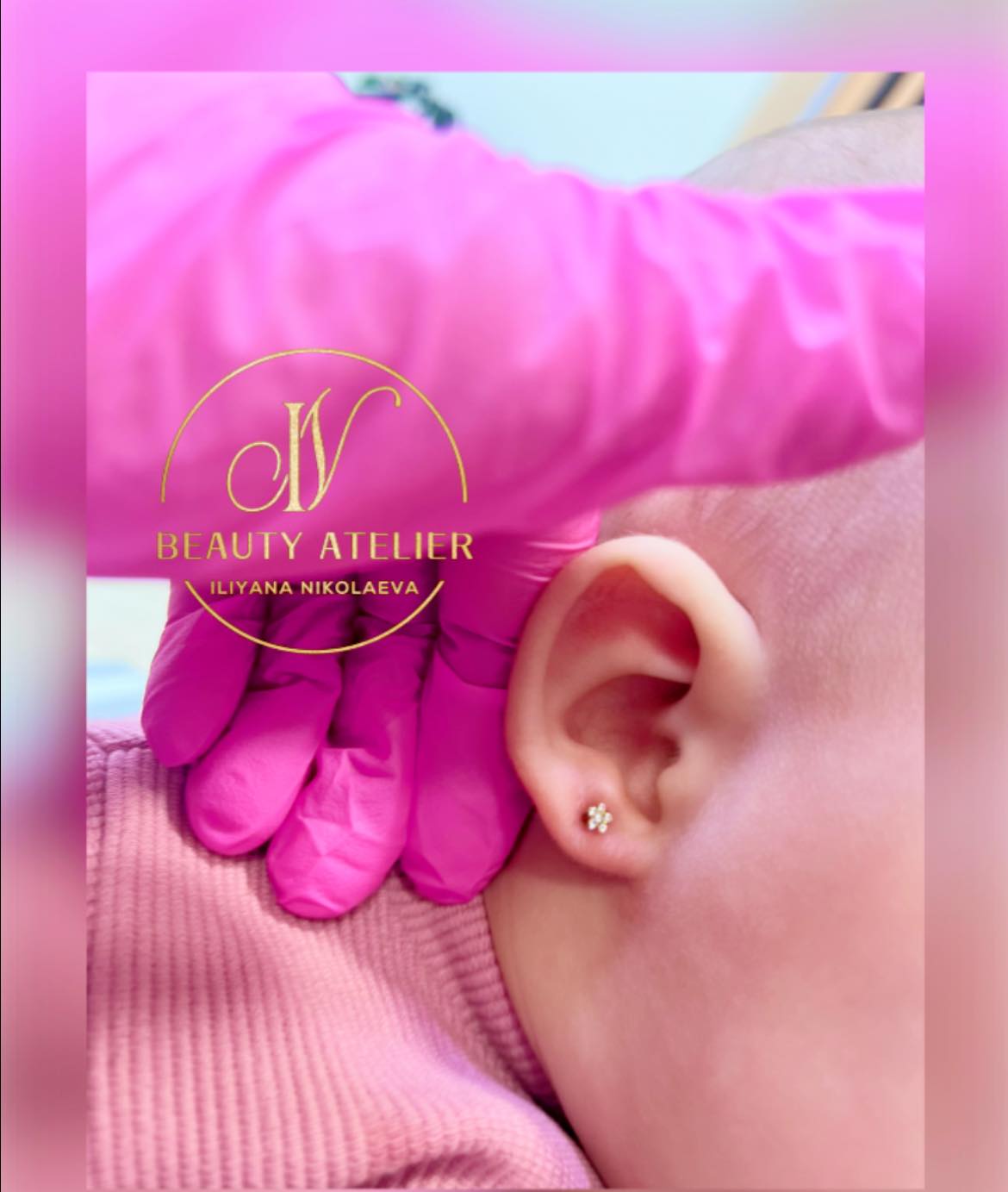 Пробиване на уши на бебе със Studex – Beauty Atelier IN